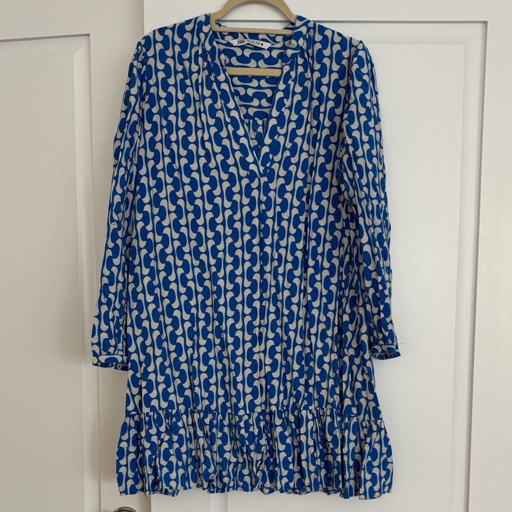 Zara White and Blue Printed Shift dress